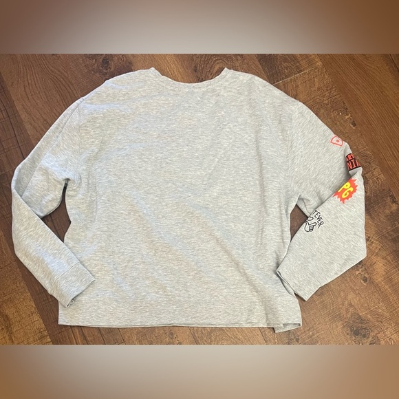 Disneys Pixar’s “turning red” Womens sweatshirt Sz XXL extra extra large - Picture 5 of 6